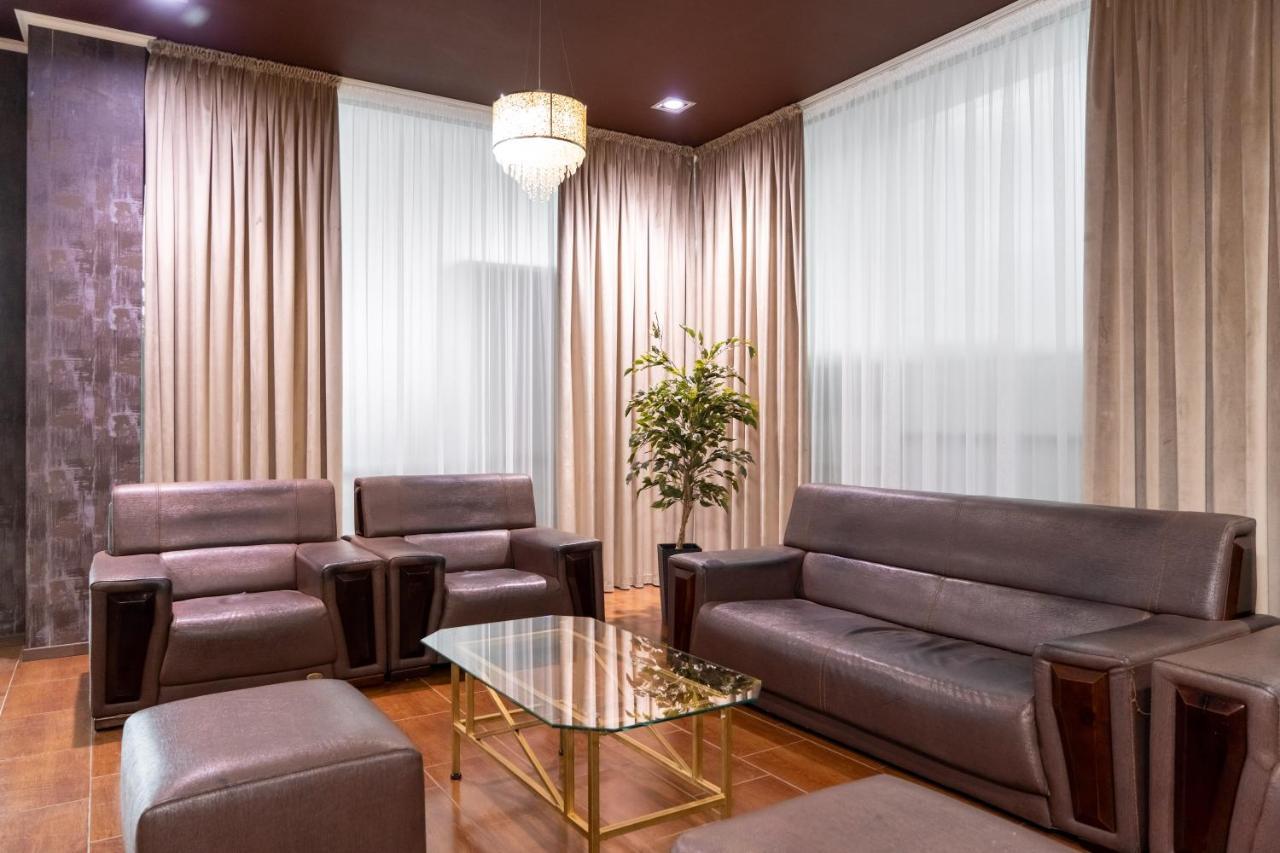 Azamat Hotel 아스타나 외부 사진